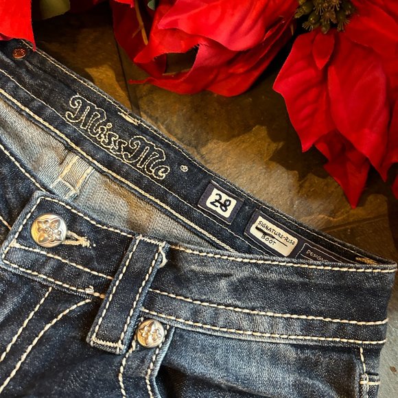 Miss Me Signature Rise Boot Cut Jeans (NWOT; size 28) - Picture 10 of 16